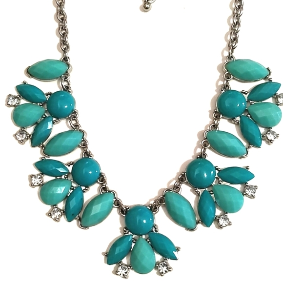 CHARMING CHARLIE ACRYLIC/RHINESTONE SILVER-TONE COLLAR BIB LOT (2) 20" NECKLACES - Picture 3 of 11